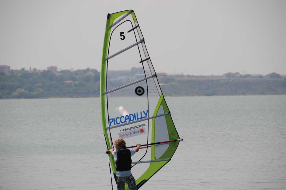 windsurfing cupa orange mamaia