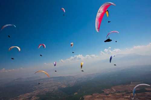 PARAGLIDING4