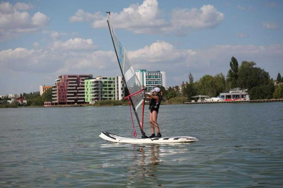 windsurfing Mara