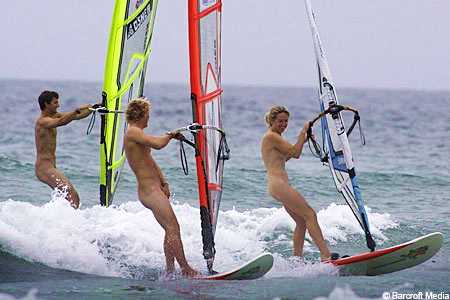 nude-windsurfing-1